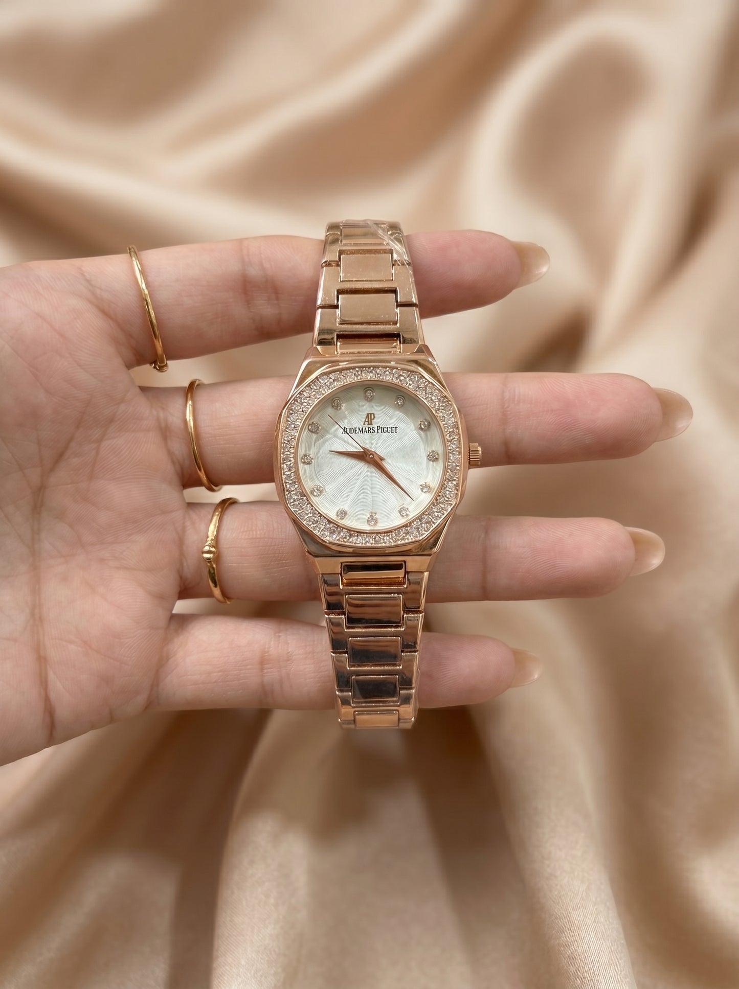 MW Mini Square Rose Golden Dial