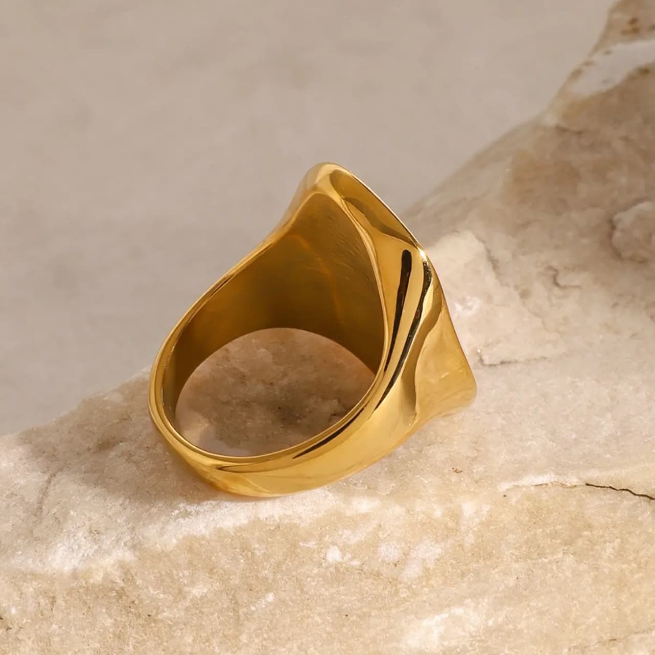 White & Golden Premium Ring
