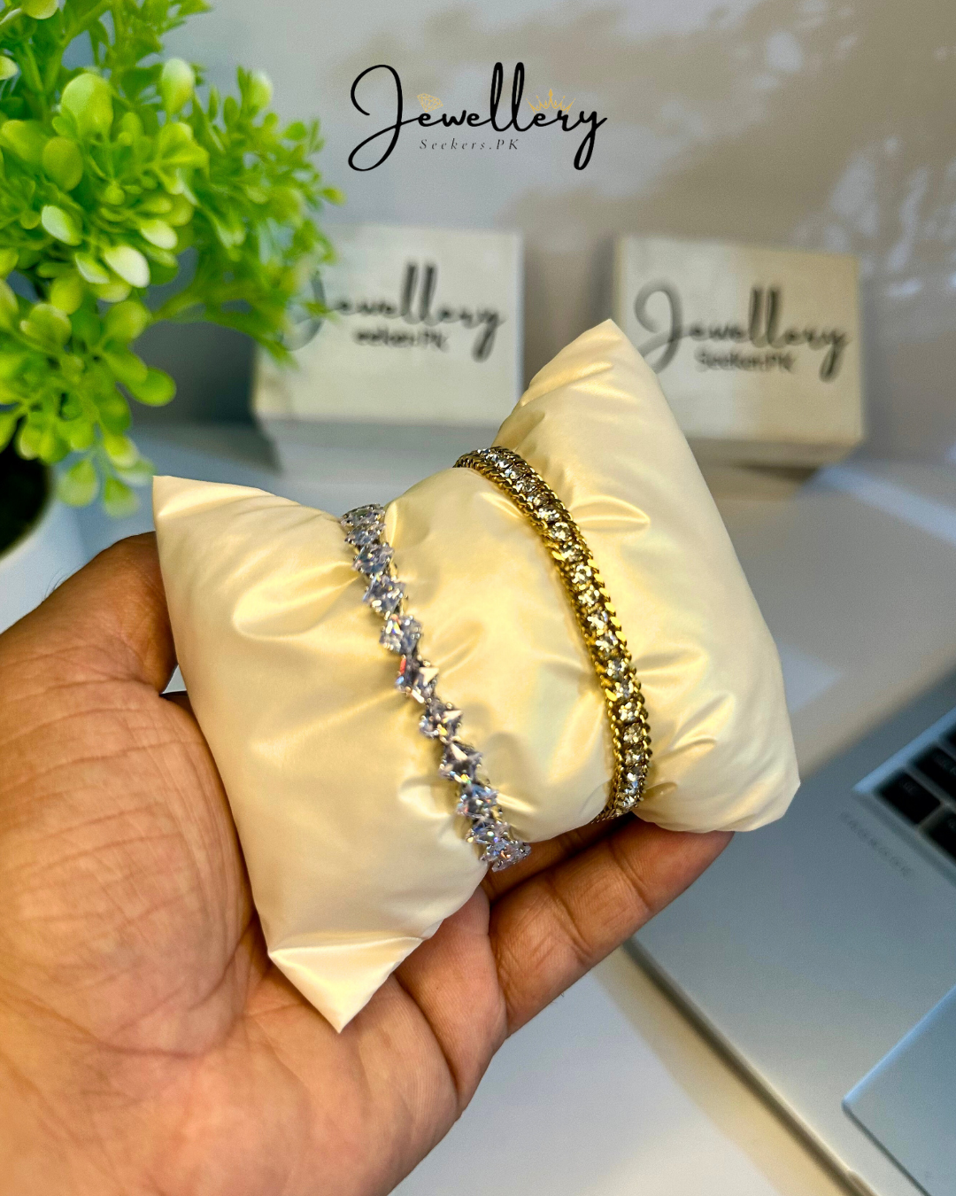 White Zircon & Luster Deal