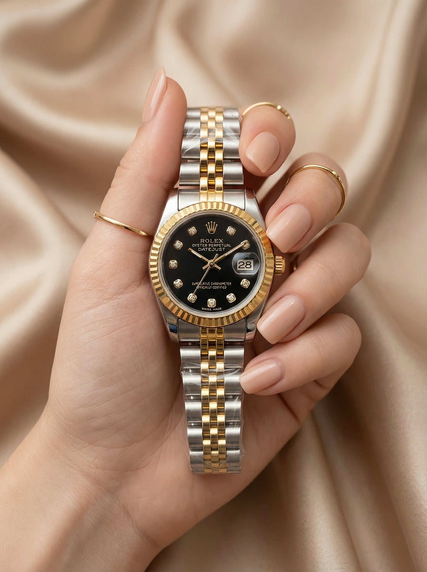 Rolex Date Oyster Black Dial Women Watch - Two Tone