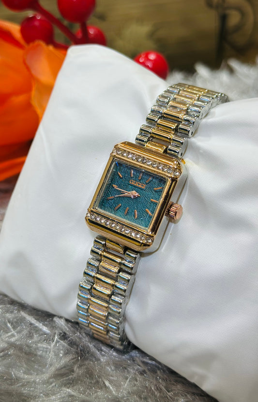 Gucci Rectangular Gleam Women Watch (Green Dial)
