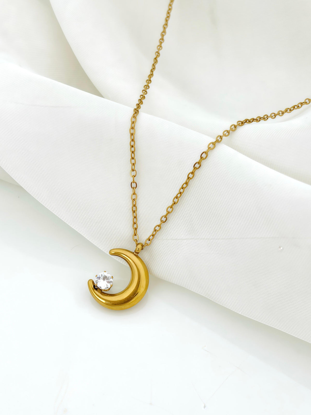Moon Signature Elegance Necklace