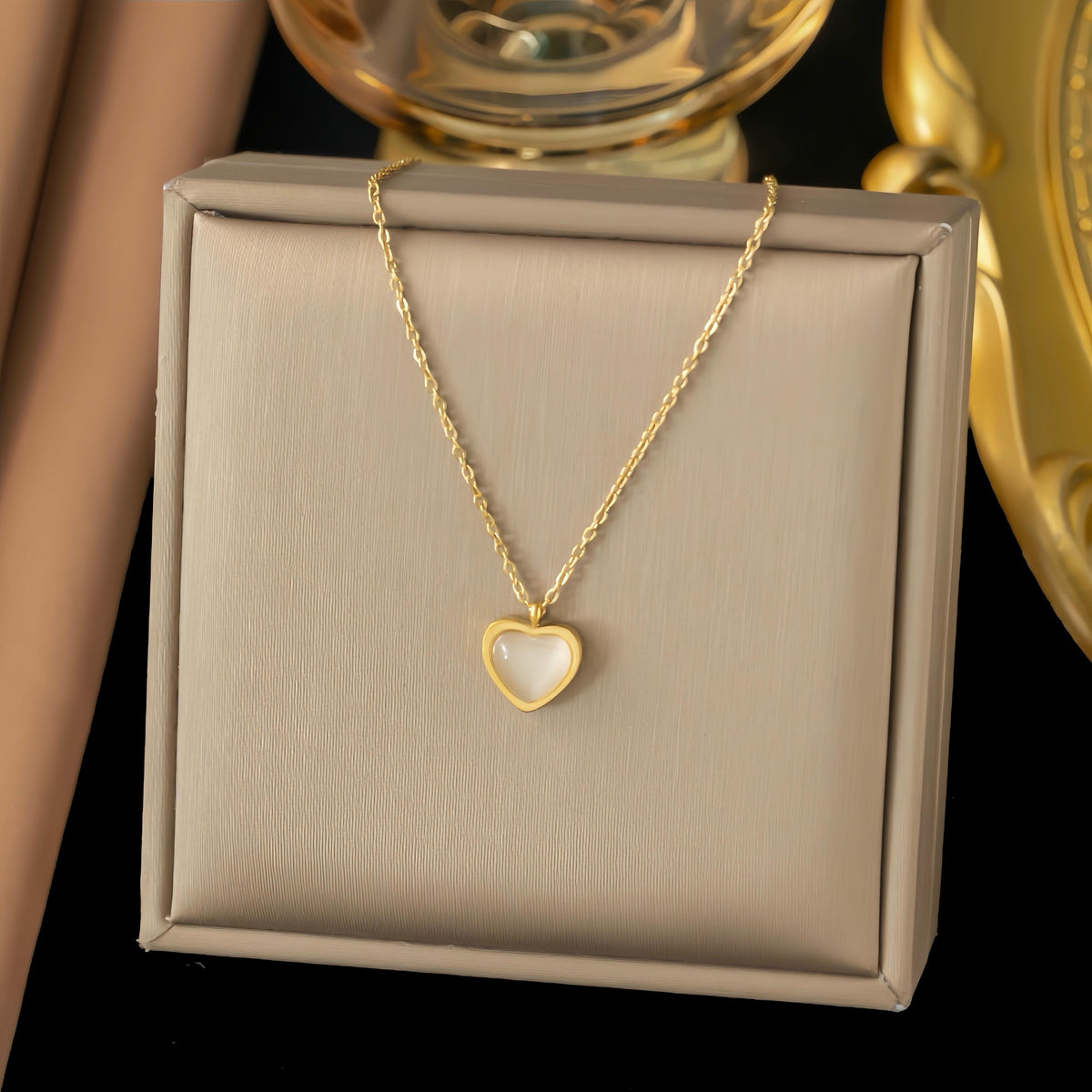 Heart Style Premium Pendant Necklace