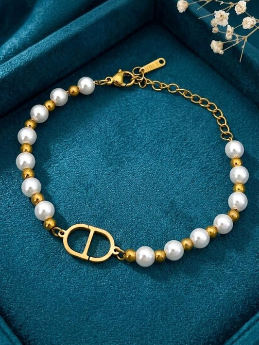 Timeless Pearl Elegance Bracelet