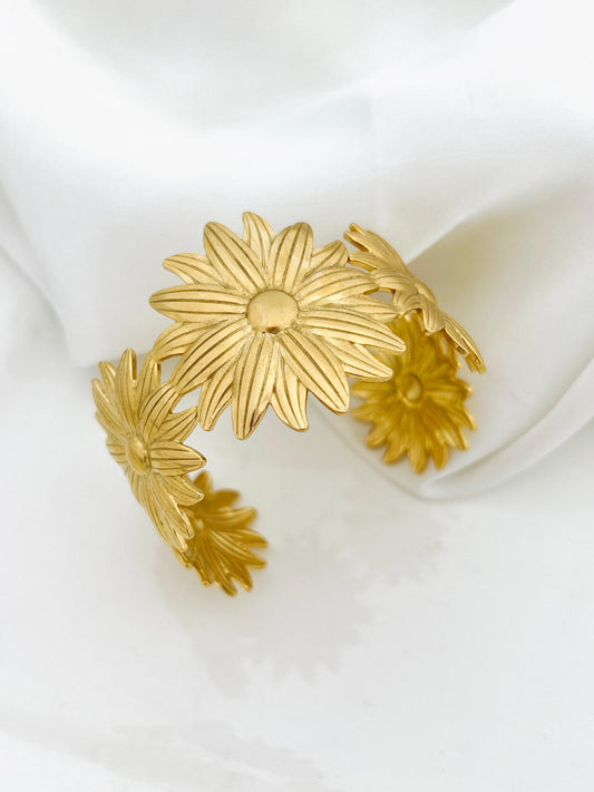 Flower Stainless Steel Bangle (Adjustable)