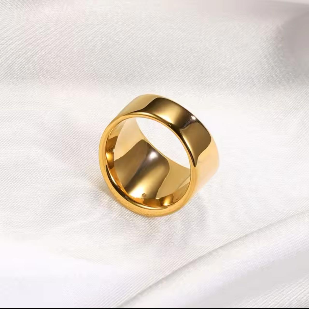 White Stones Ring