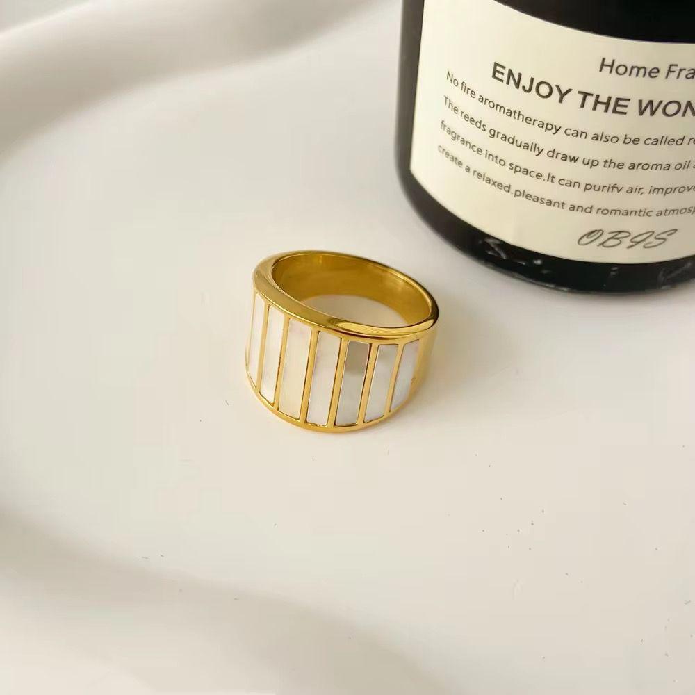 White Stones Ring